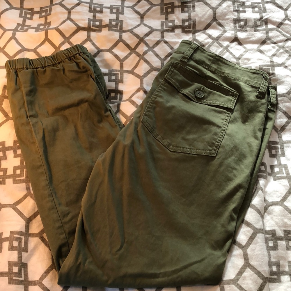 CAbi Skinny Traveler Pant